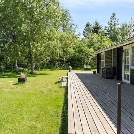 Adser - 600m From The Sea By Interhome *